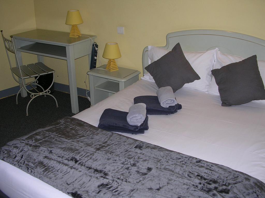 Hotel Akena Hf Limoges Exteriör bild