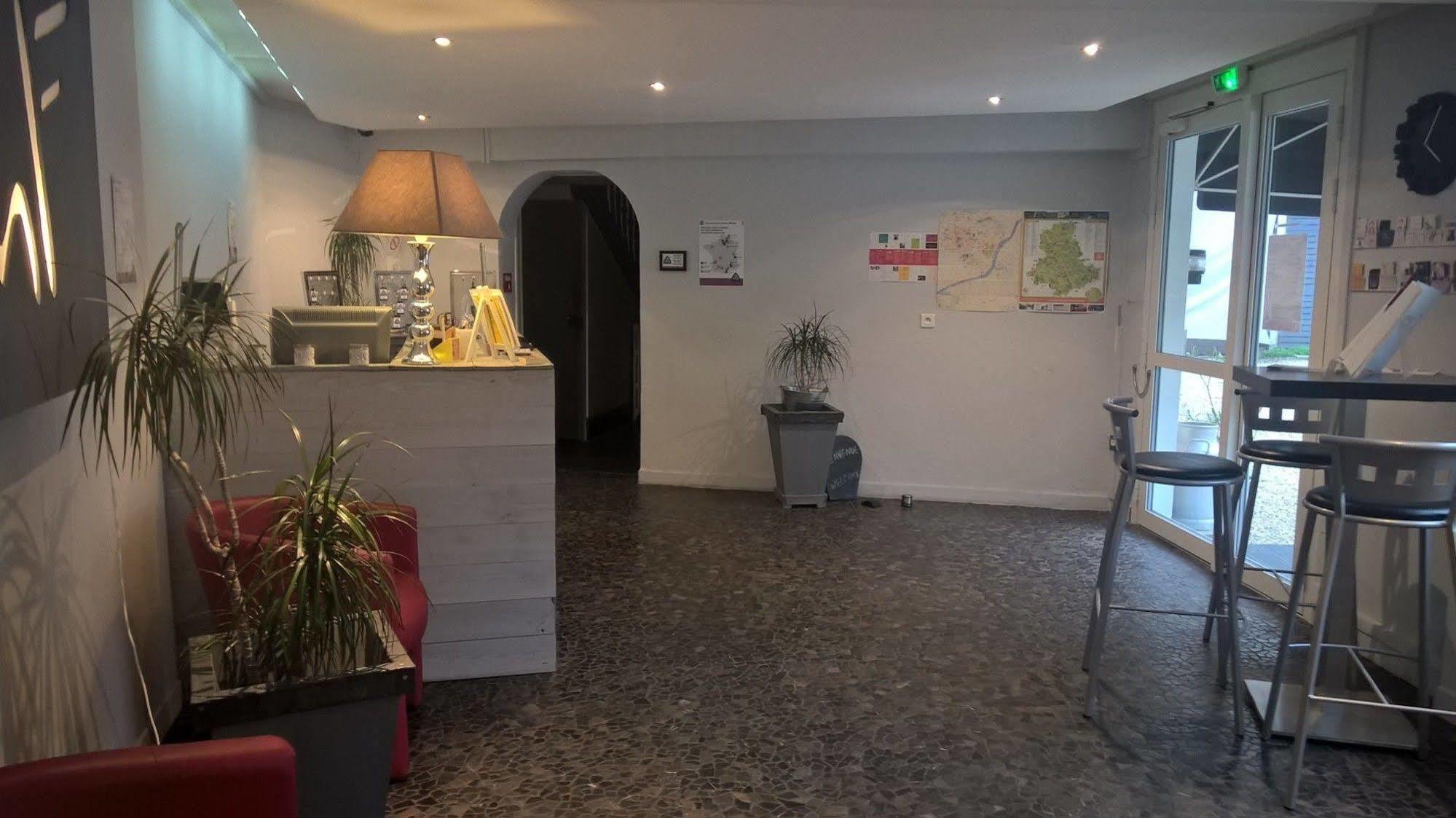 Hotel Akena Hf Limoges Exteriör bild