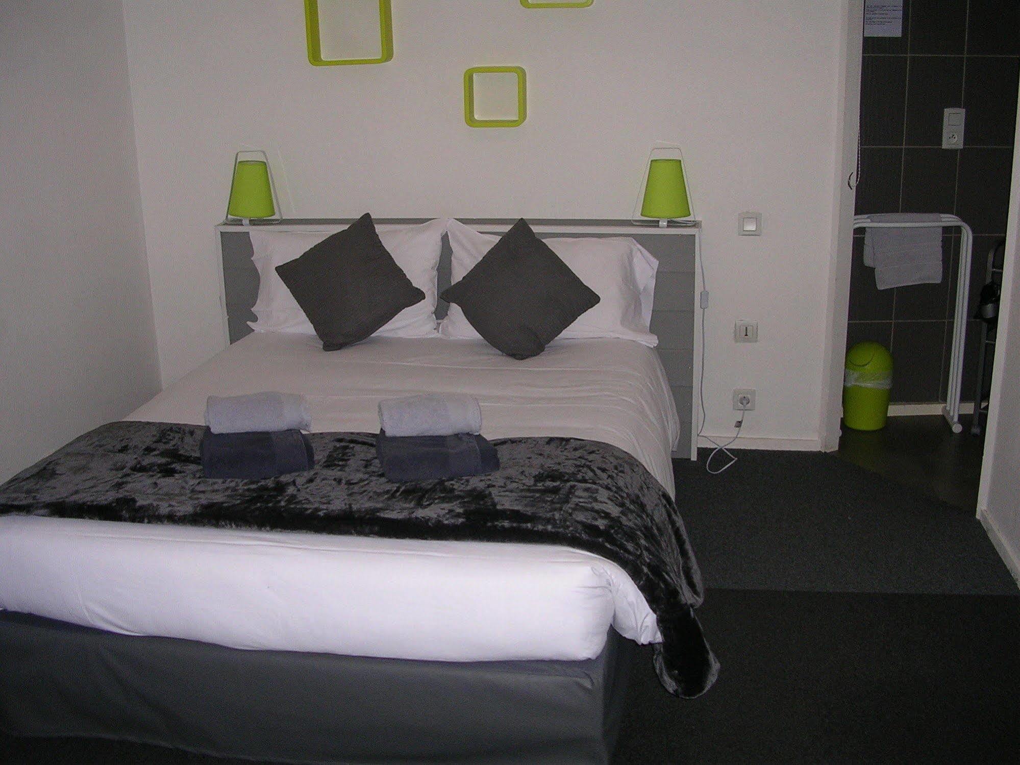 Hotel Akena Hf Limoges Exteriör bild